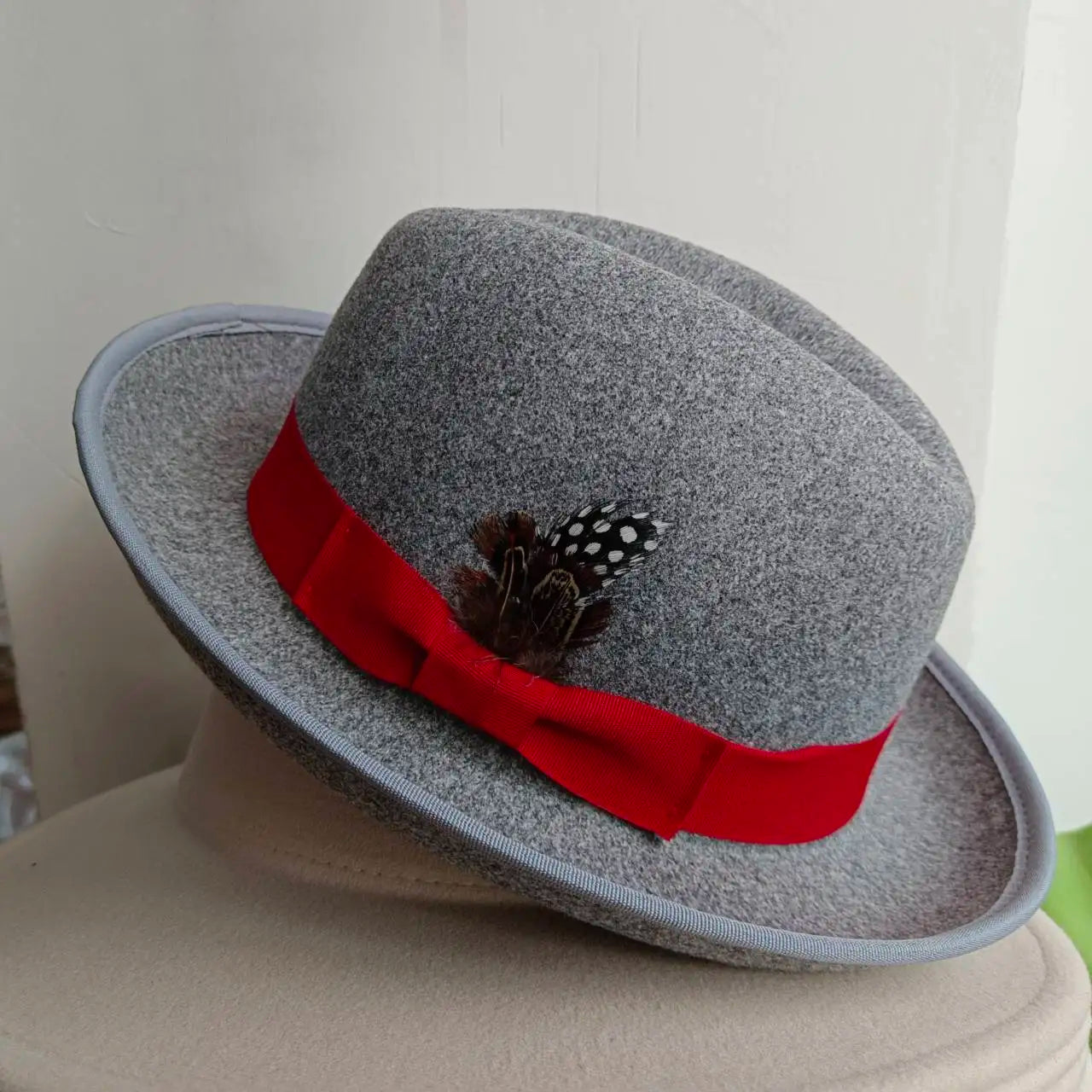 Chapeau Melon Fedora Plume